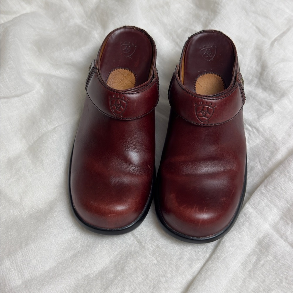 Ariat Red Leather Slip On Clogs Size 7 Classic Western - Picture 3 of 11